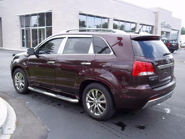 Kia Sorento 2012 photo 28