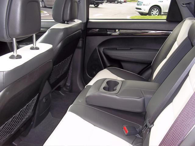 Kia Sorento 2012 photo 34