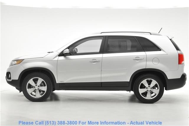 Kia Sorento 2012 photo 2