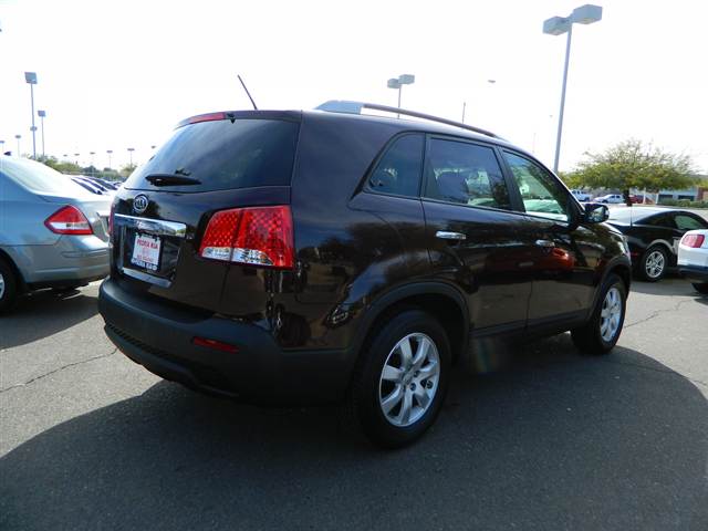 Kia Sorento 2012 photo 3