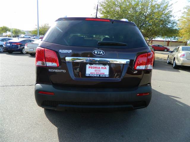 Kia Sorento 2012 photo 4