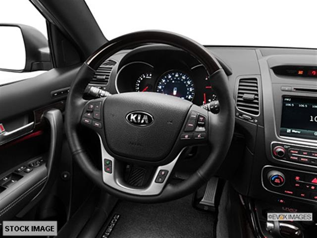 Kia Sorento AWD, REAR DVD, Navigation, 3RD ROW, Mem/heat Seats SUV