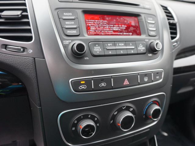 Kia Sorento 2015 photo 2