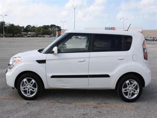 Kia Soul 2010 photo 1