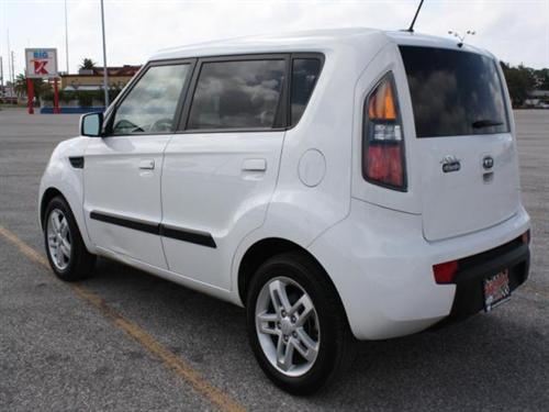 Kia Soul 2010 photo 2