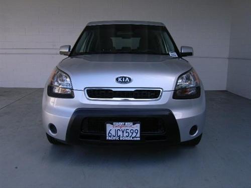 Kia Soul 2010 photo 1