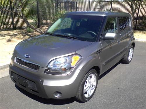 Kia Soul 2010 photo 2