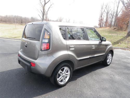 Kia Soul 2010 photo 2