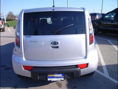 Kia Soul 2010 photo 2