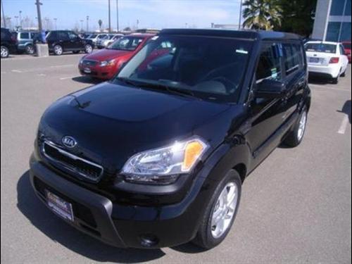 Kia Soul 2010 photo 1