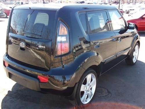 Kia Soul 2010 photo 2