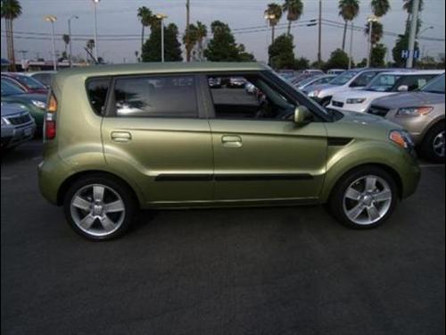 Kia Soul 2010 photo 1