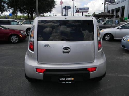 Kia Soul 2010 photo 1