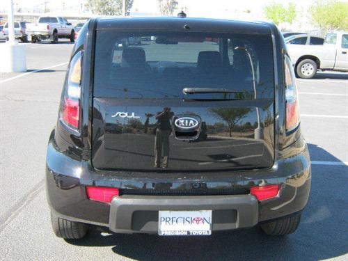 Kia Soul 2010 photo 1