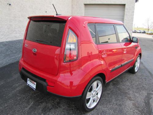 Kia Soul 2010 photo 1