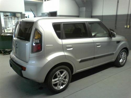 Kia Soul 2010 photo 1