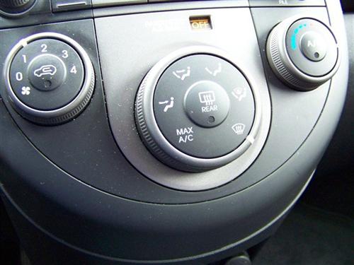 Kia Soul 2010 photo 2
