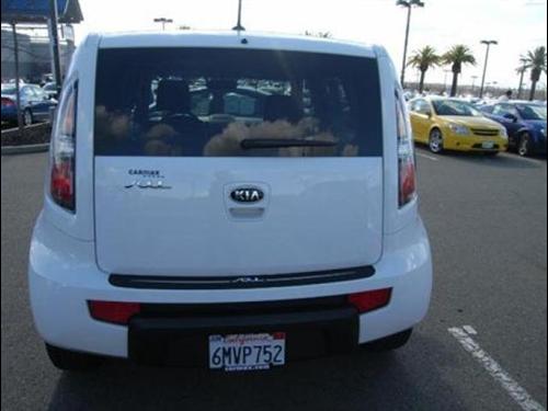 Kia Soul 2010 photo 3