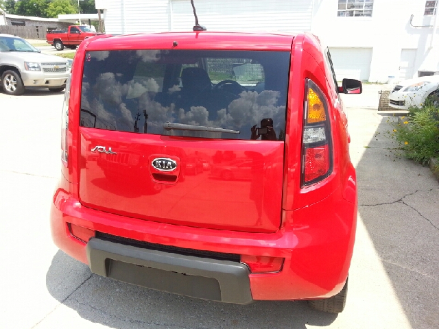 Kia Soul XL Reg Cab SUV