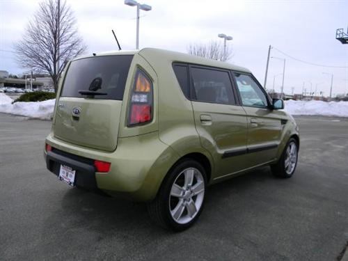 Kia Soul 2010 photo 1