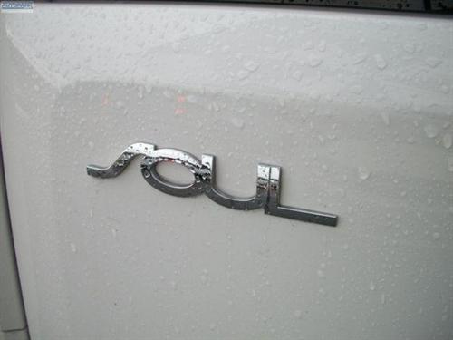 Kia Soul 2010 photo 3