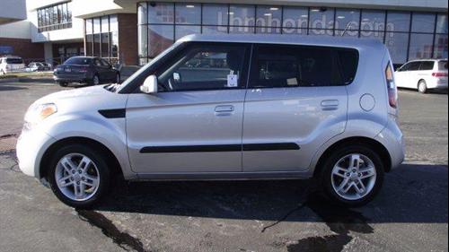 Kia Soul 2010 photo 1
