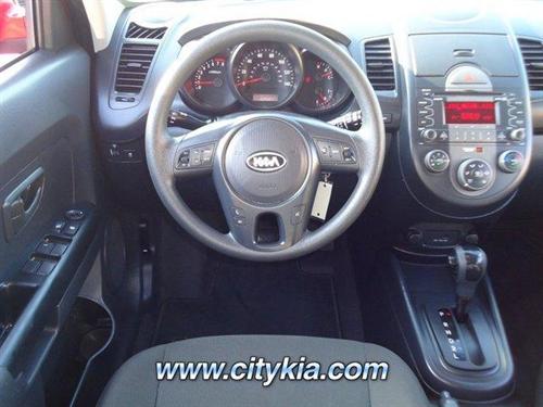 Kia Soul 2010 photo 1