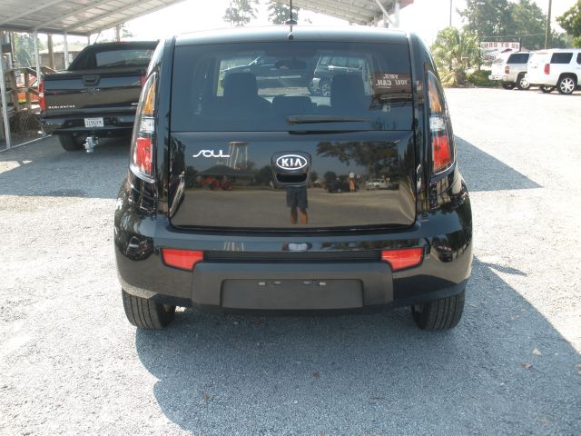 Kia Soul 2010 photo 2