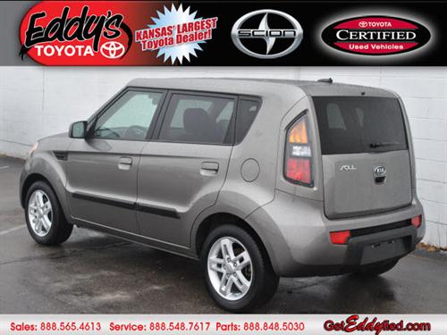 Kia Soul 2010 photo 2