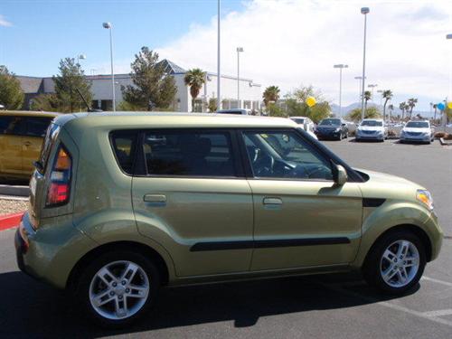 Kia Soul 2010 photo 1