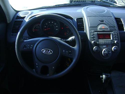 Kia Soul 2010 photo 1