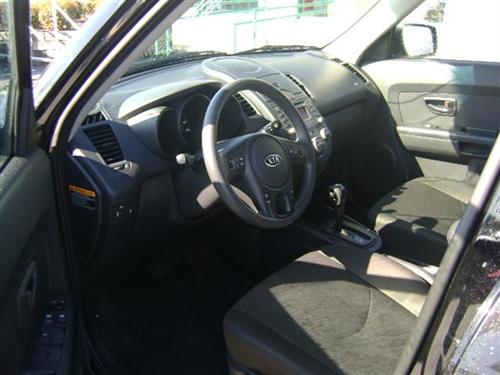 Kia Soul 2010 photo 2