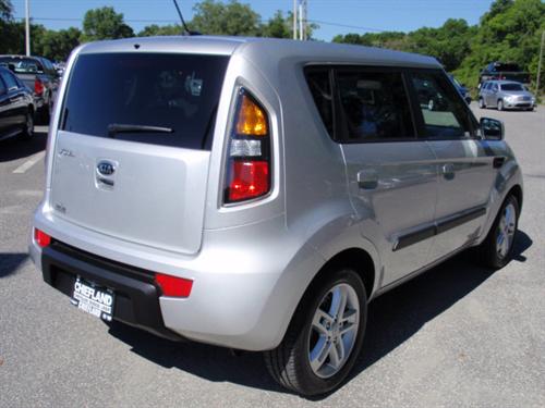 Kia Soul 2010 photo 1