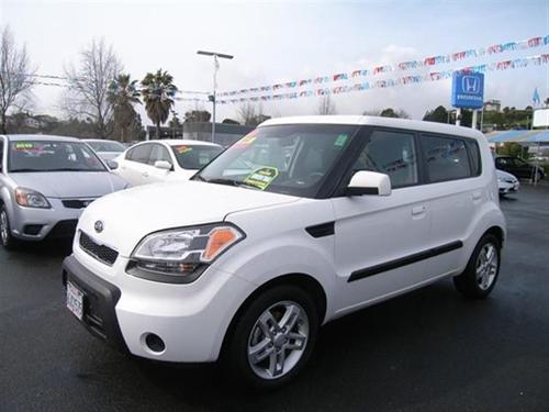 Kia Soul 2010 photo 2