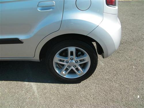 Kia Soul 2010 photo 1
