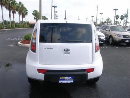 Kia Soul 2010 photo 3