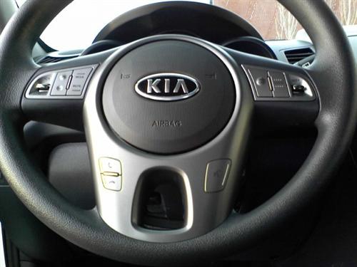Kia Soul 2010 photo 3