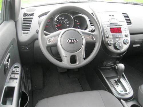 Kia Soul 2010 photo 1