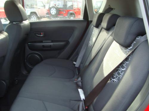 Kia Soul 2010 photo 1