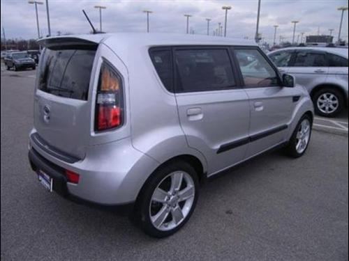 Kia Soul 2010 photo 1
