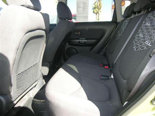 Kia Soul 2010 photo 1
