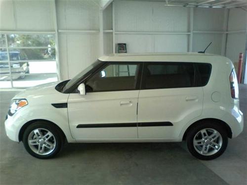 Kia Soul 2010 photo 4