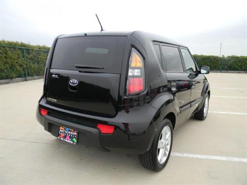 Kia Soul 2010 photo 2