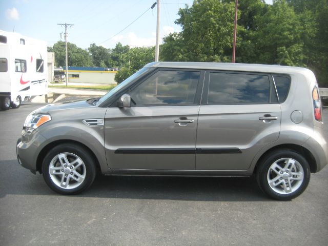 Kia Soul XL Reg Cab SUV