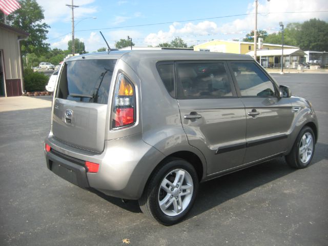 Kia Soul 2011 photo 2