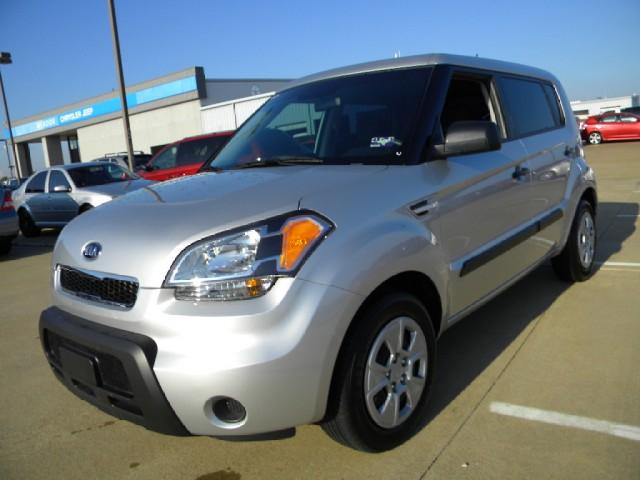 Kia Soul ML63 AMG Sport Utility 4D Sport Utility
