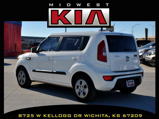 Kia Soul 2012 photo 2