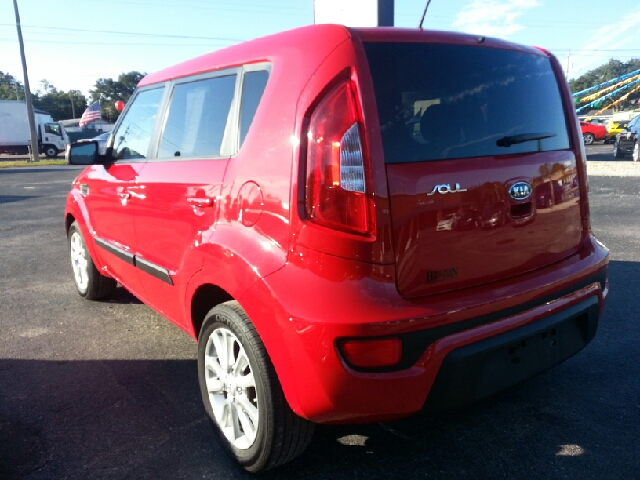Kia Soul 2012 photo 1
