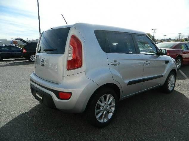 Kia Soul 2012 photo 2