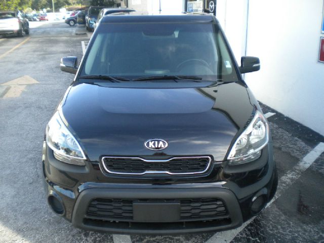 Kia Soul 2013 photo 2